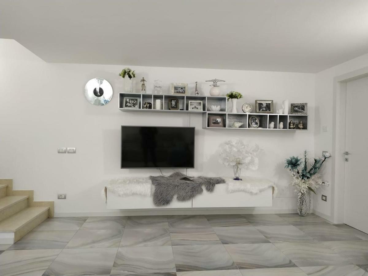 Apartment Blue Laguna Sirmione Exterior foto